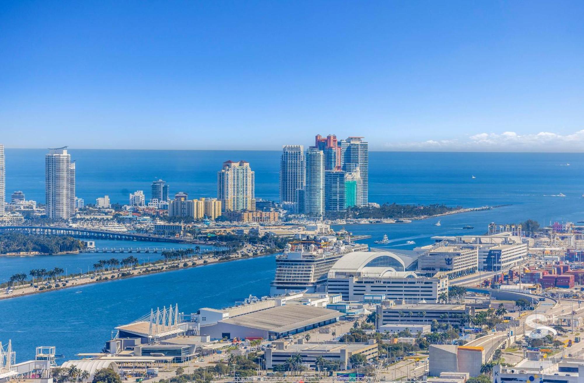 Appartamento Sky High Sleek In The Heart Of The